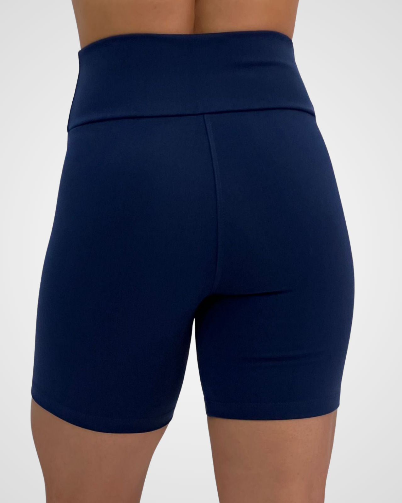 Liv Essential Short