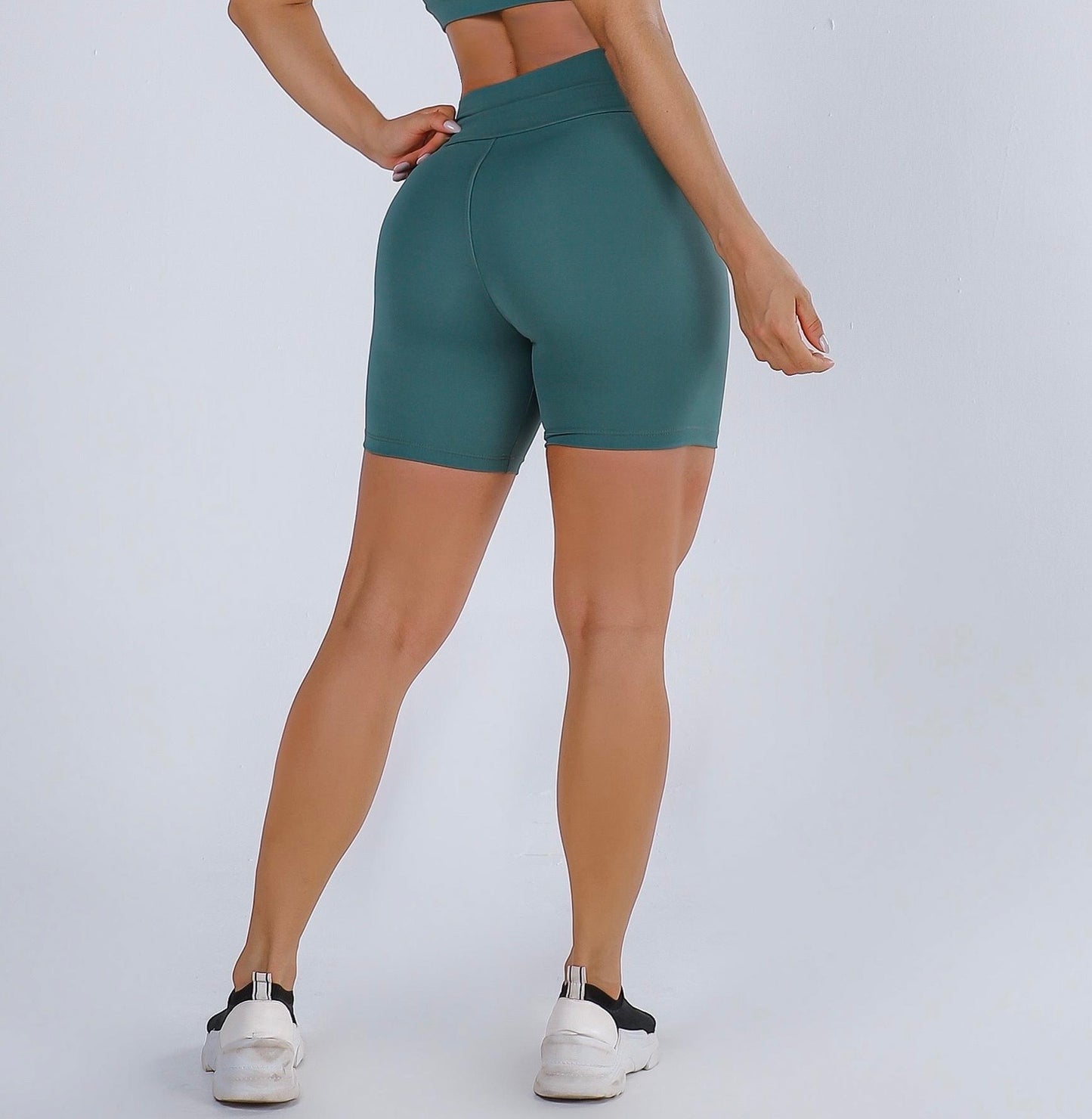 Liv Adaptive Short
