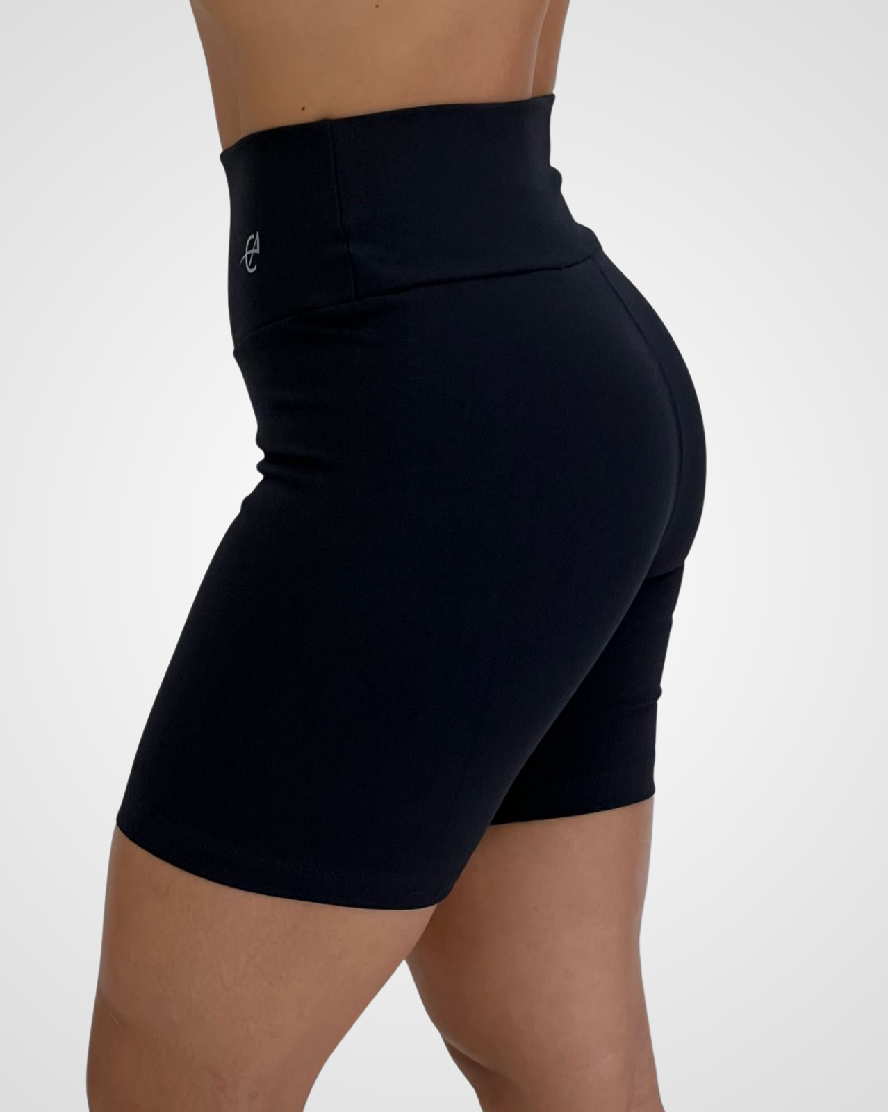 Liv Essential Short