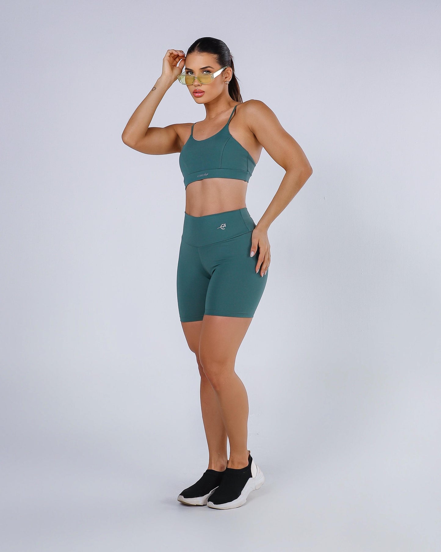 Liv Adaptive Short Set